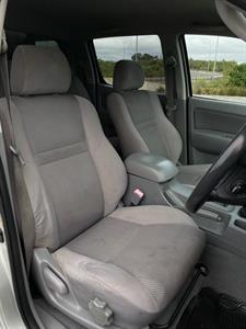 2011 Toyota Hilux - Thumbnail