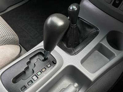 2011 Toyota Hilux - Thumbnail