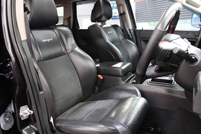 2010 Jeep Grand Cherokee - Thumbnail