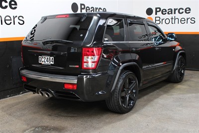 2010 Jeep Grand Cherokee - Thumbnail