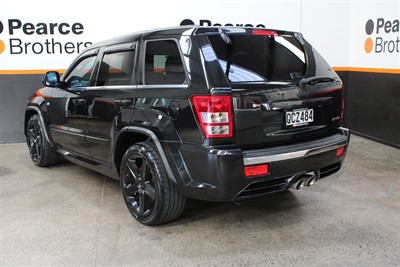 2010 Jeep Grand Cherokee - Thumbnail
