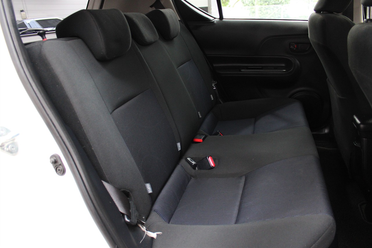 2015 Toyota Aqua