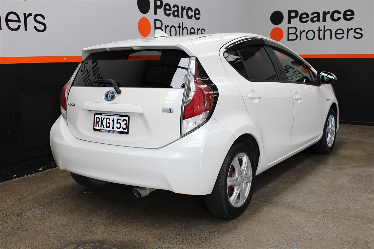 2015 Toyota Aqua