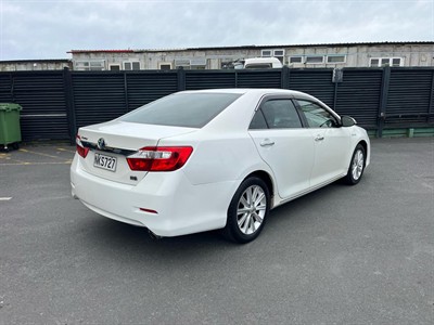 2013 Toyota Camry - Thumbnail