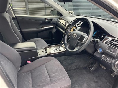 2013 Toyota Camry - Thumbnail