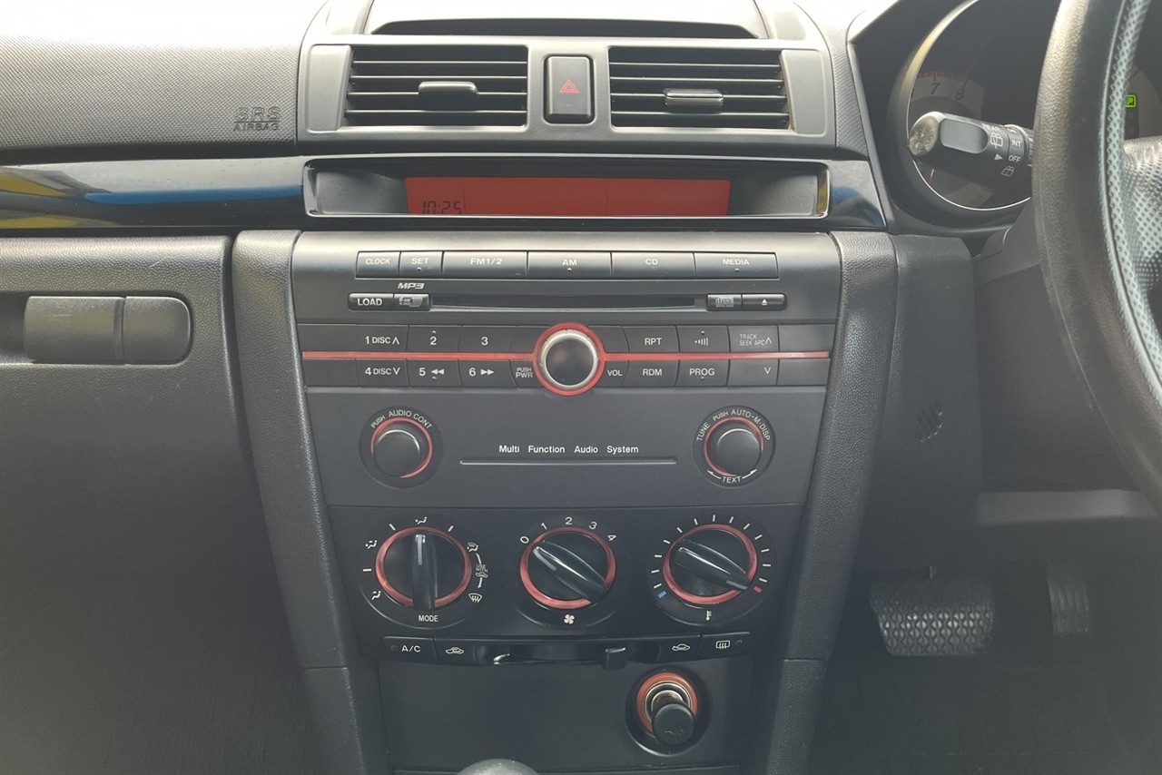 2007 Mazda Axela