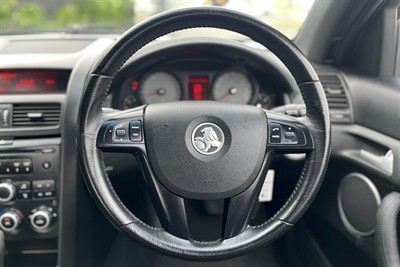 2007 Holden COMMODORE - Thumbnail