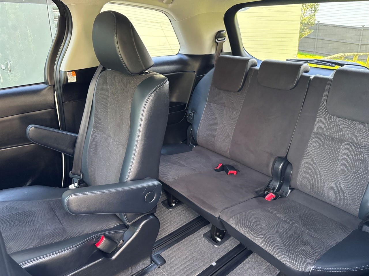 2015 Toyota Estima