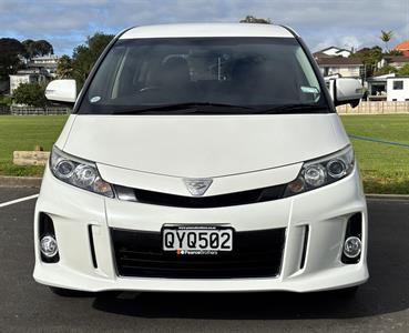 2015 Toyota Estima - Thumbnail