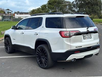 2019 Holden Acadia - Thumbnail
