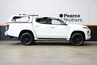 2021 Mitsubishi Triton - Thumbnail