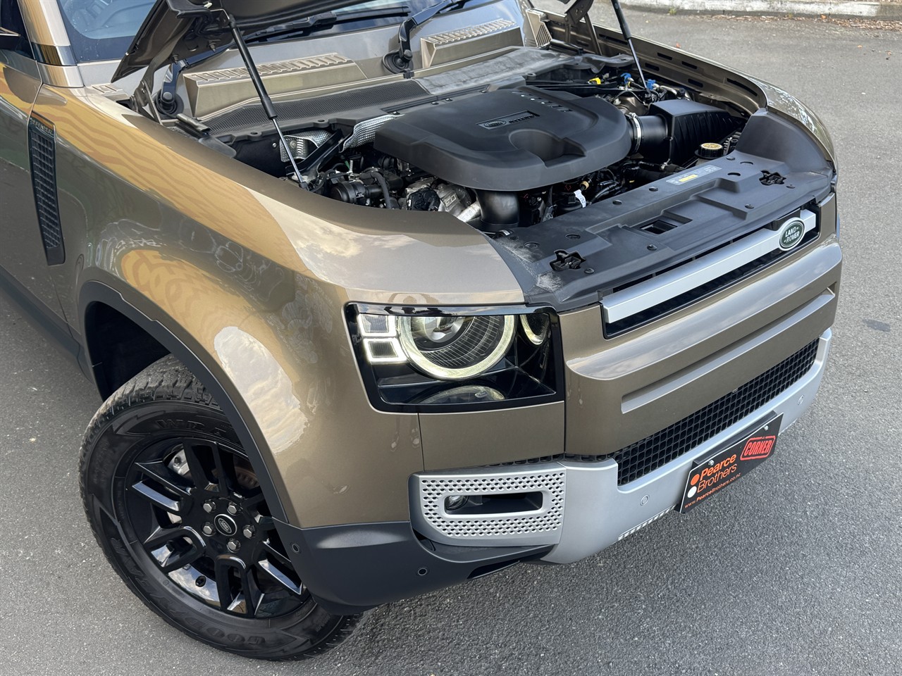 2022 Land Rover DEFENDER