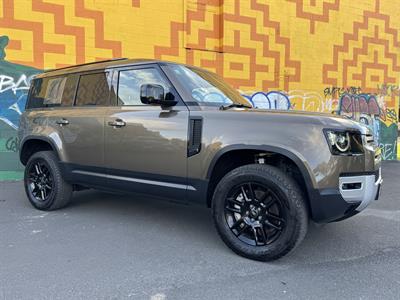 2022 Land Rover DEFENDER - Thumbnail