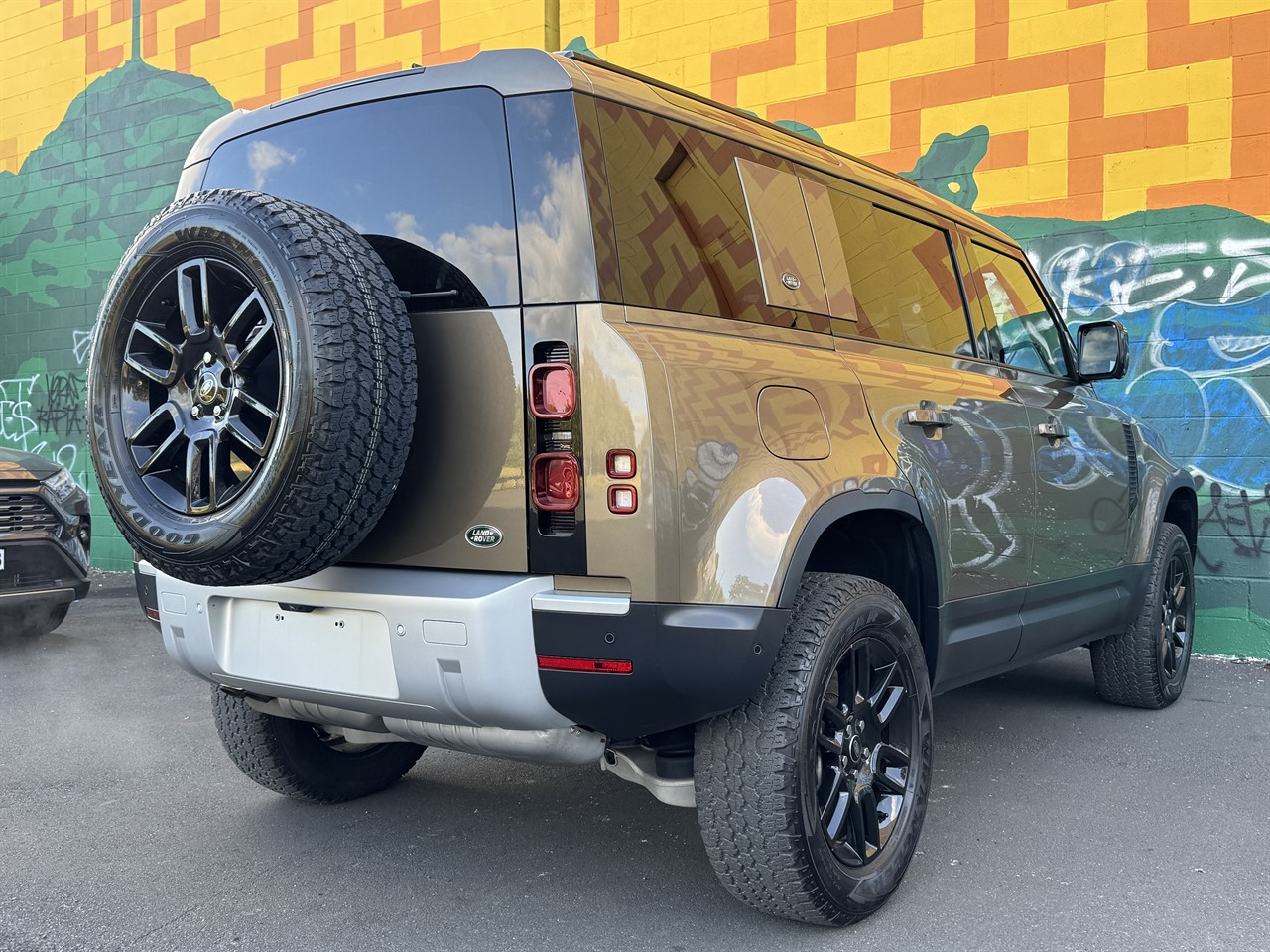 2022 Land Rover DEFENDER