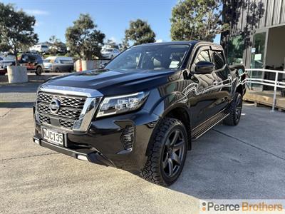 2021 Nissan Navara - Thumbnail