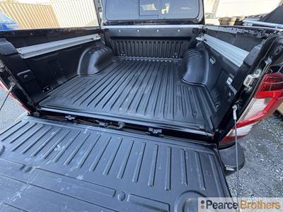 2021 Nissan Navara - Thumbnail