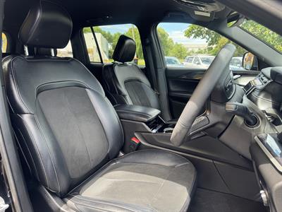 2023 Jeep GRAND CHEROKEE - Thumbnail