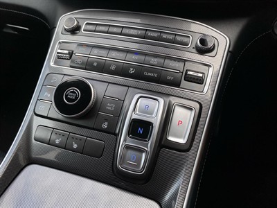 2021 Hyundai SANTA FE - Thumbnail