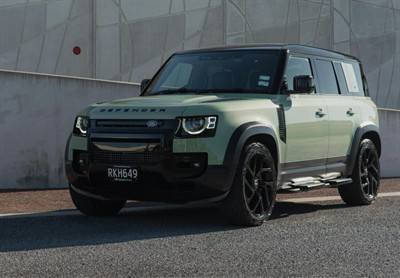 2023 Land Rover Defender - Thumbnail