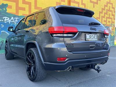 2018 Jeep GRAND CHEROKEE - Thumbnail