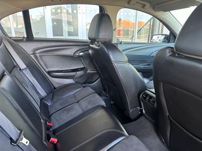 2017 Holden Commodore - Thumbnail