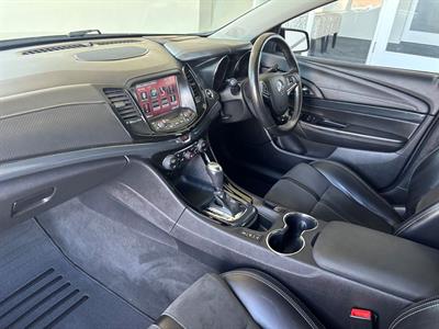 2017 Holden Commodore - Thumbnail