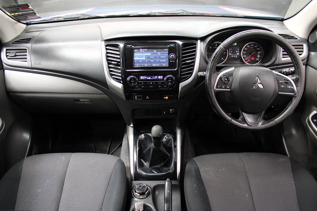 2015 Mitsubishi Triton