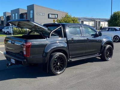 2017 Isuzu D-Max - Thumbnail