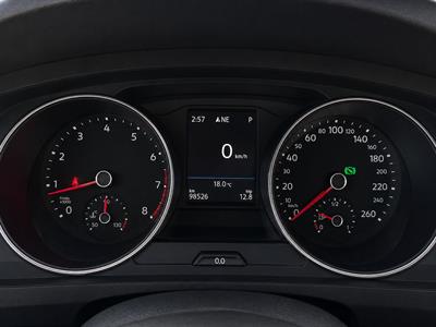 2018 Volkswagen Tiguan - Thumbnail