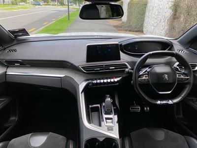 2018 Peugeot 3008 - Thumbnail