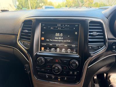 2015 Jeep GRAND CHEROKEE - Thumbnail