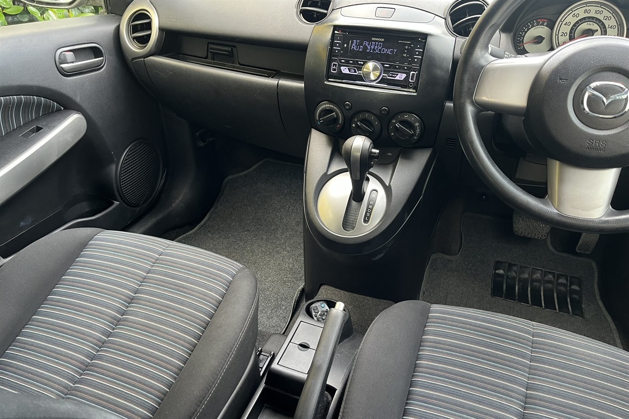 2010 Mazda Demio