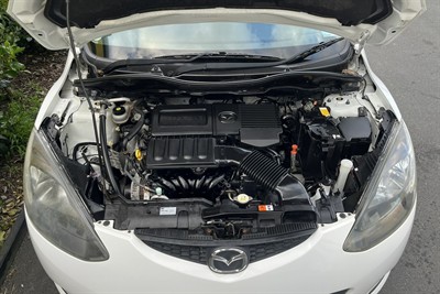 2010 Mazda Demio - Thumbnail