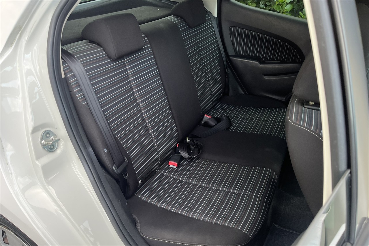2010 Mazda Demio