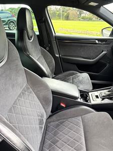 2021 Skoda Superb - Thumbnail