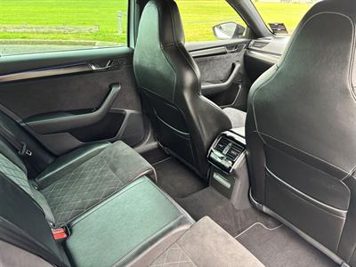 2021 Skoda Superb - Thumbnail