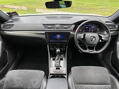 2021 Skoda Superb - Thumbnail