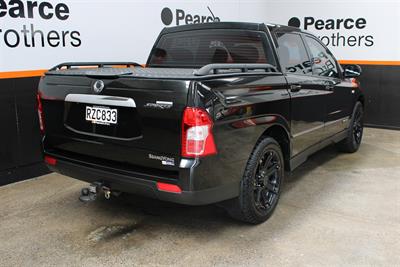 2014 Ssangyong Actyon - Thumbnail