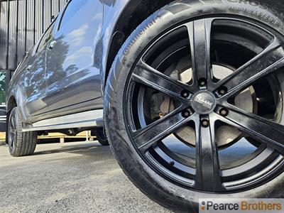 2014 Toyota Hilux - Thumbnail