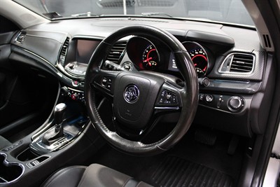 2018 Holden Commodore - Thumbnail