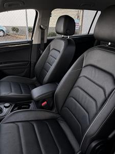 2019 Volkswagen Tiguan - Thumbnail