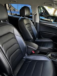 2019 Volkswagen Tiguan - Thumbnail
