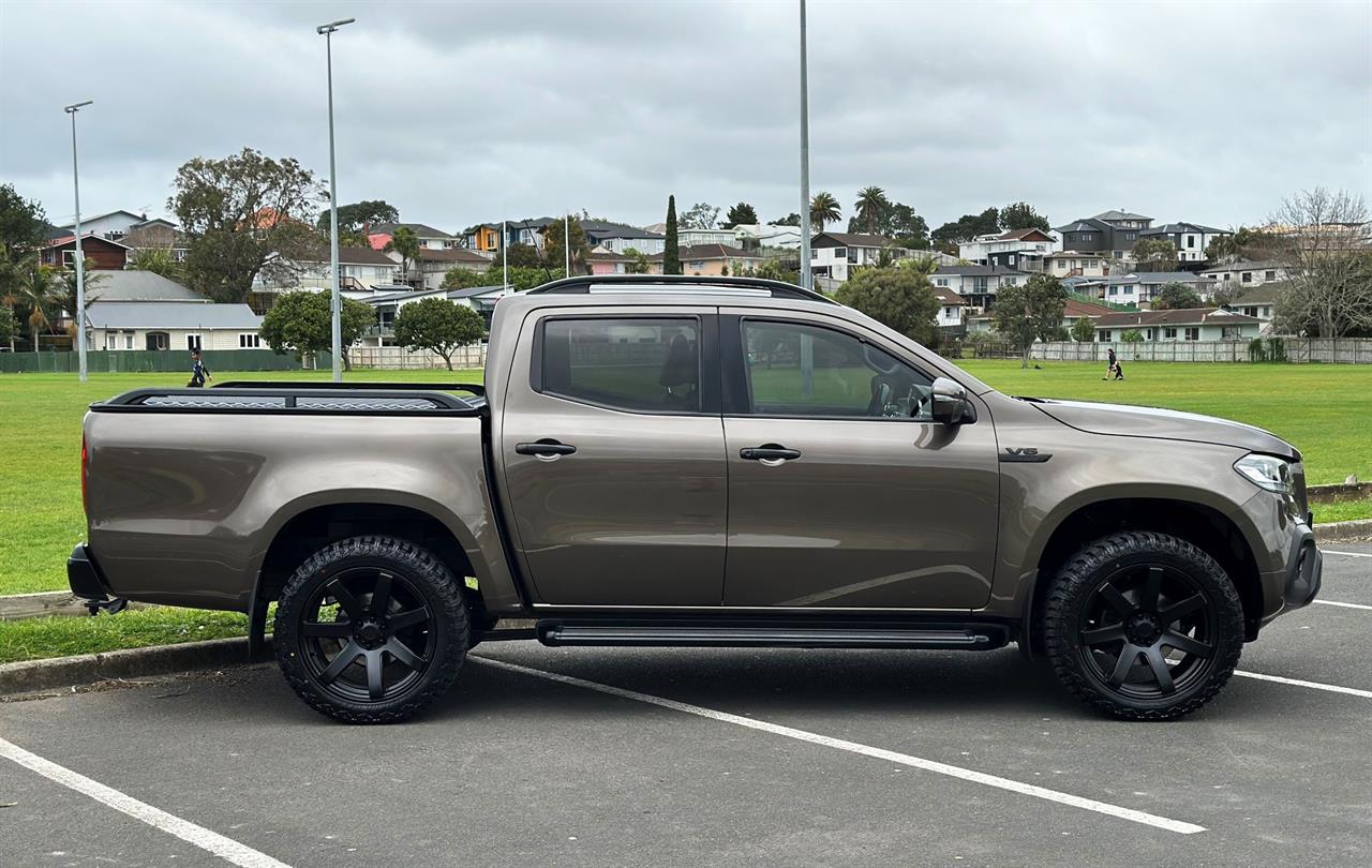 2020 Mercedes-Benz X-Class