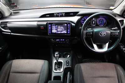 2017 Toyota Hilux - Thumbnail