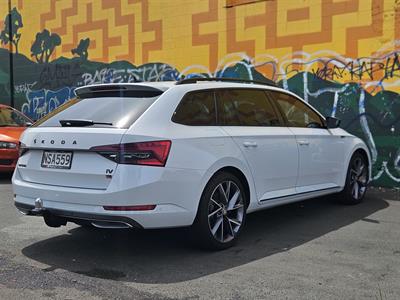 2021 Skoda Superb - Thumbnail