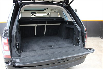 2016 Land Rover Range Rover - Thumbnail