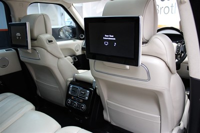 2016 Land Rover Range Rover - Thumbnail