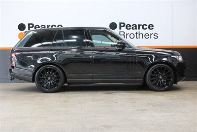 2016 Land Rover Range Rover - Thumbnail