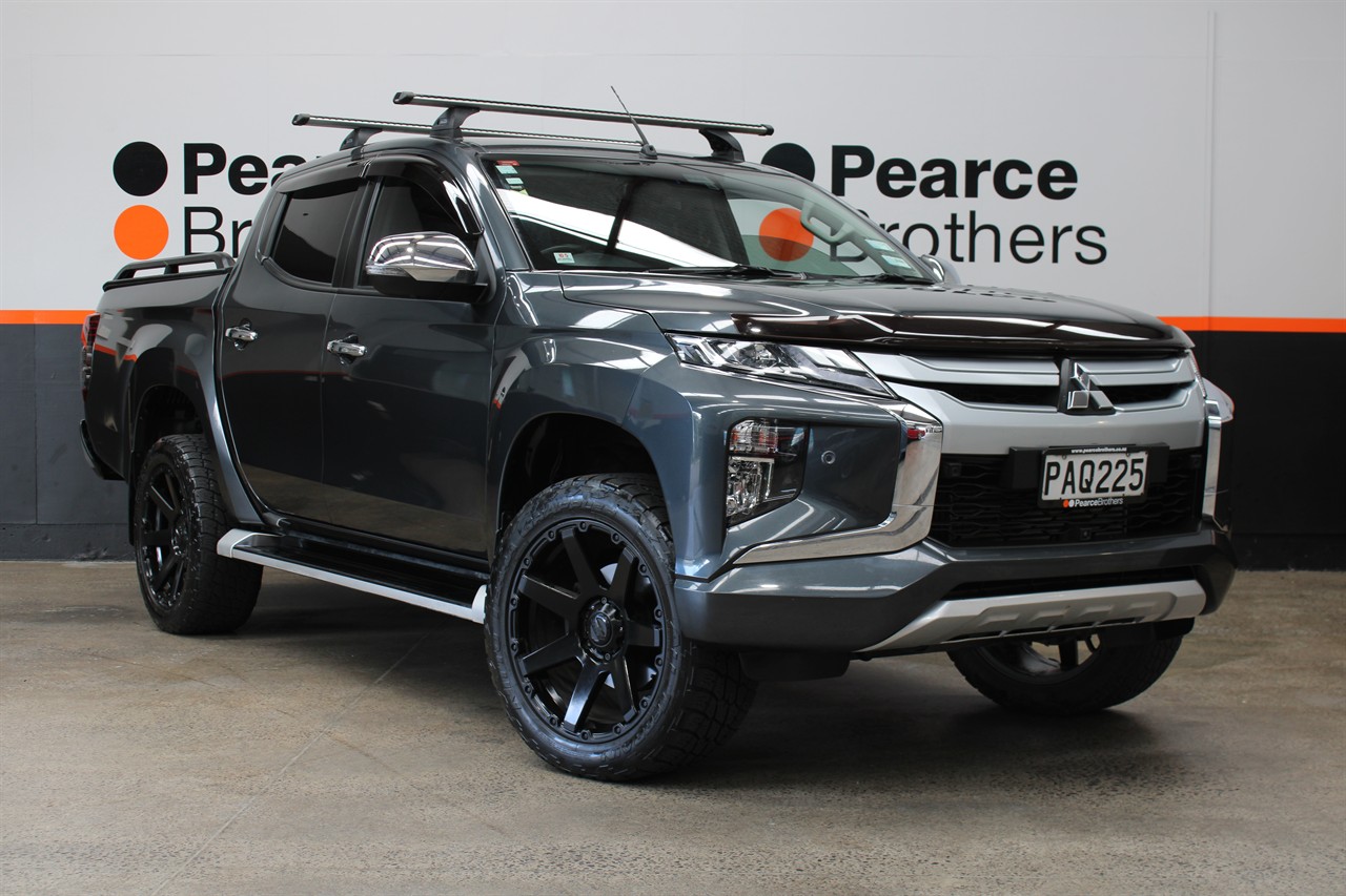 2022 Mitsubishi Triton
