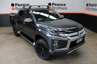 2022 Mitsubishi Triton - Thumbnail